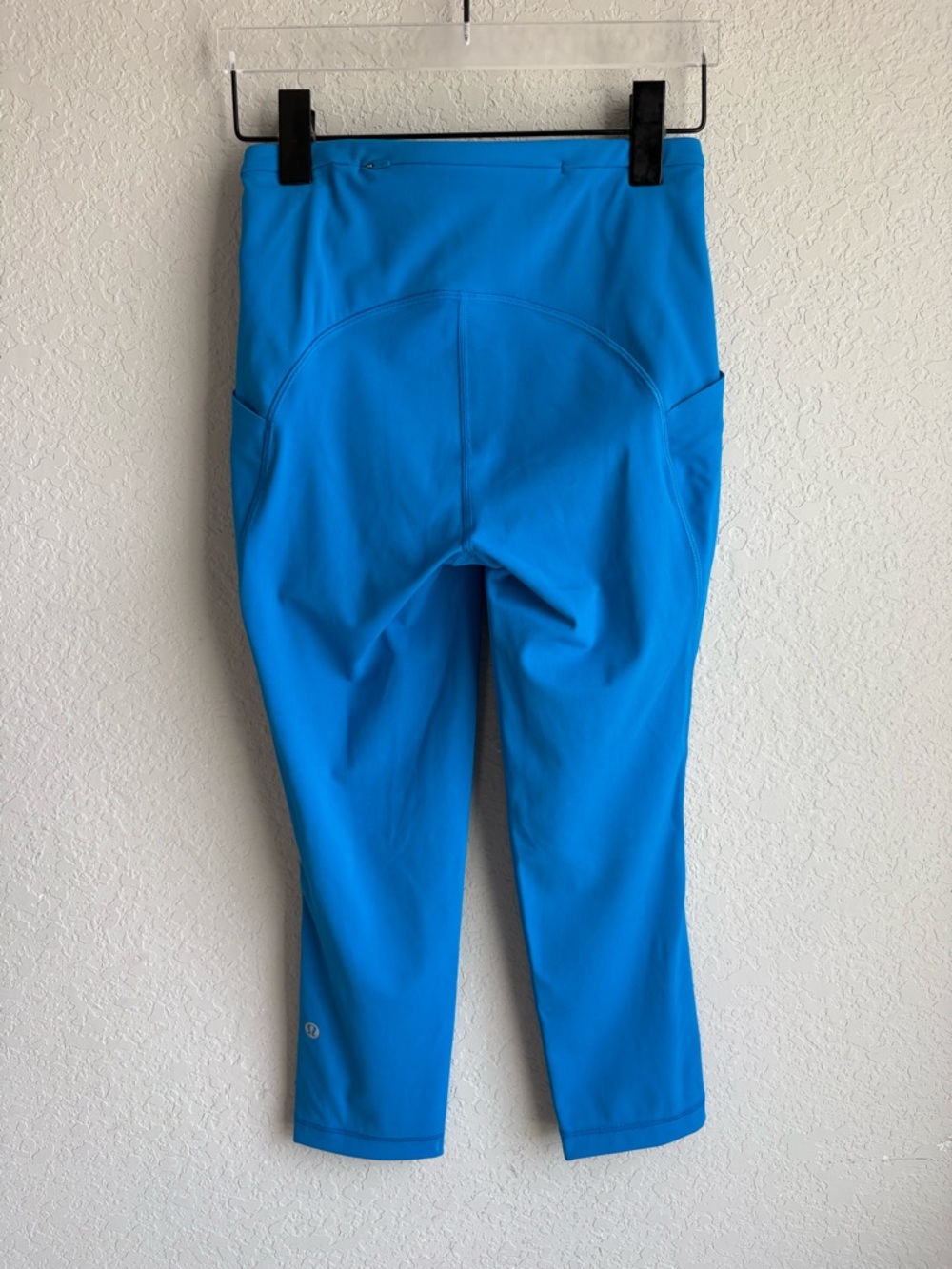Lululemon Swift Speed High-Rise
Crop Cerulean Blue/ Size 4 - Picture 1 of 6